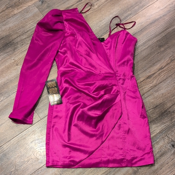 bebe Dresses & Skirts - bebe One-Shoulder Satin Mini Dress in Fuchsia